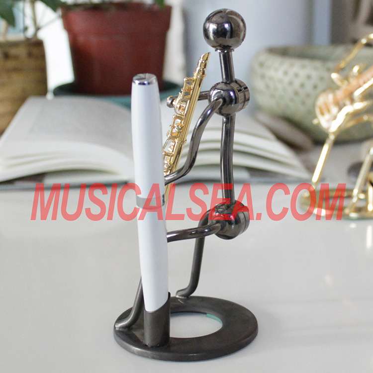 figurine
